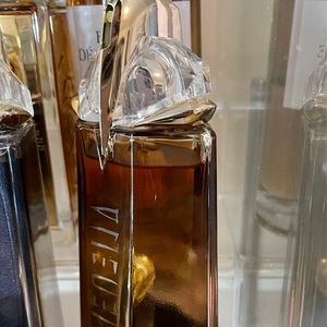 Alien oud Majestueux by Thierry Mugler niche discontinued fragrance 3oz